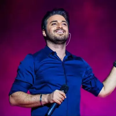 Babak Jahanbakhsh – Mano Baroon (Live) Babak Jahanbakhsh – Mano Baroon (Live)